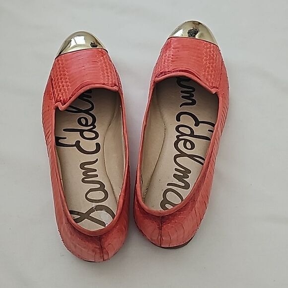 Pink Snakeskin Loafers Size 8 - Picture 2 of 6